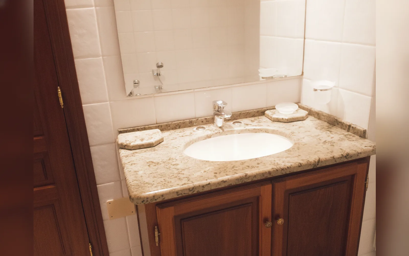 Camera con bagno privato — Casa Pasqualina, San Giovanni (Sardegna) (foto 25)